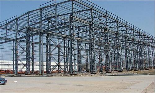 輕鋼別墅，集成房屋聚氨酯保溫噴涂鋼結(jié)構(gòu)技術(shù)(圖1)